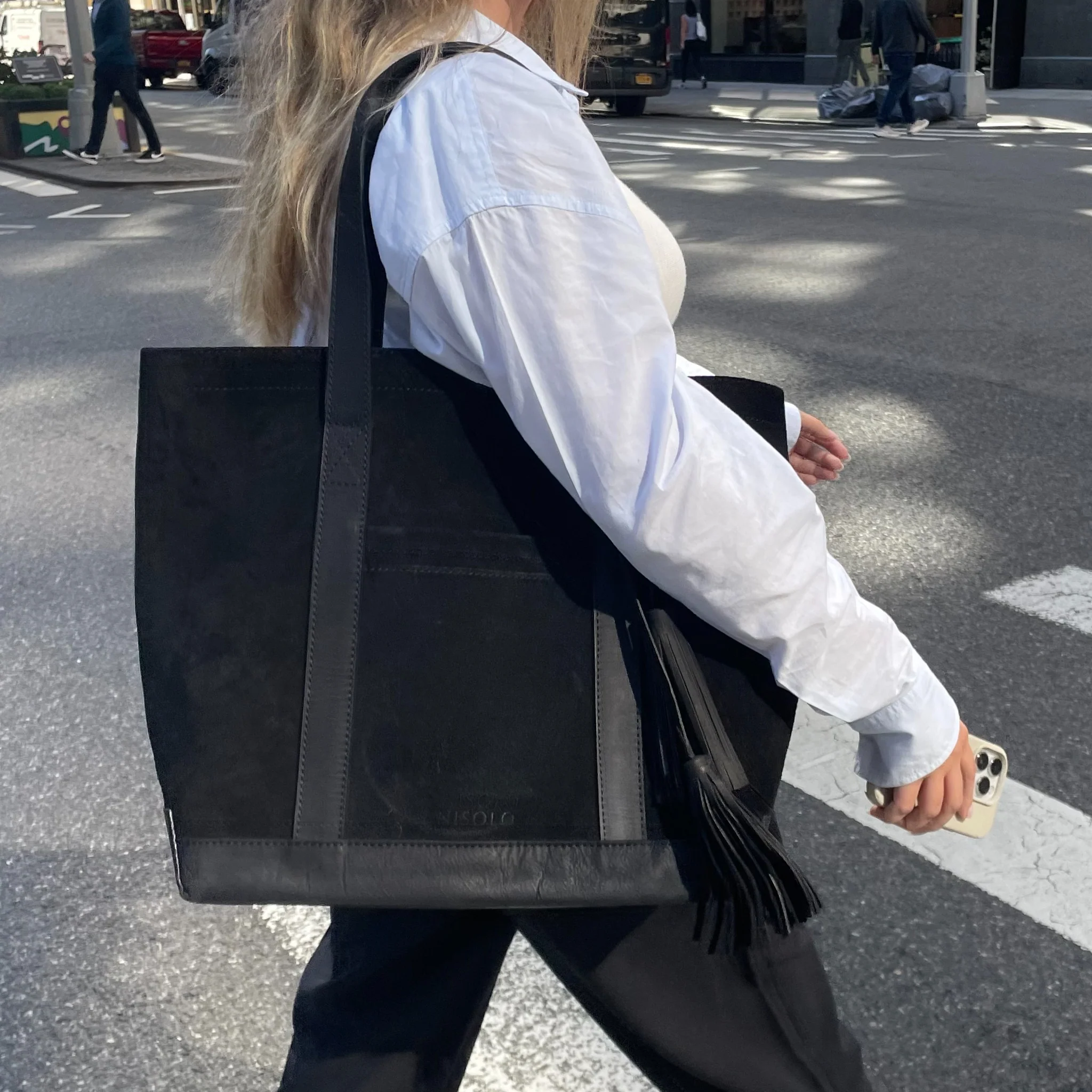 Arlo Tote Black Suede - Image 2