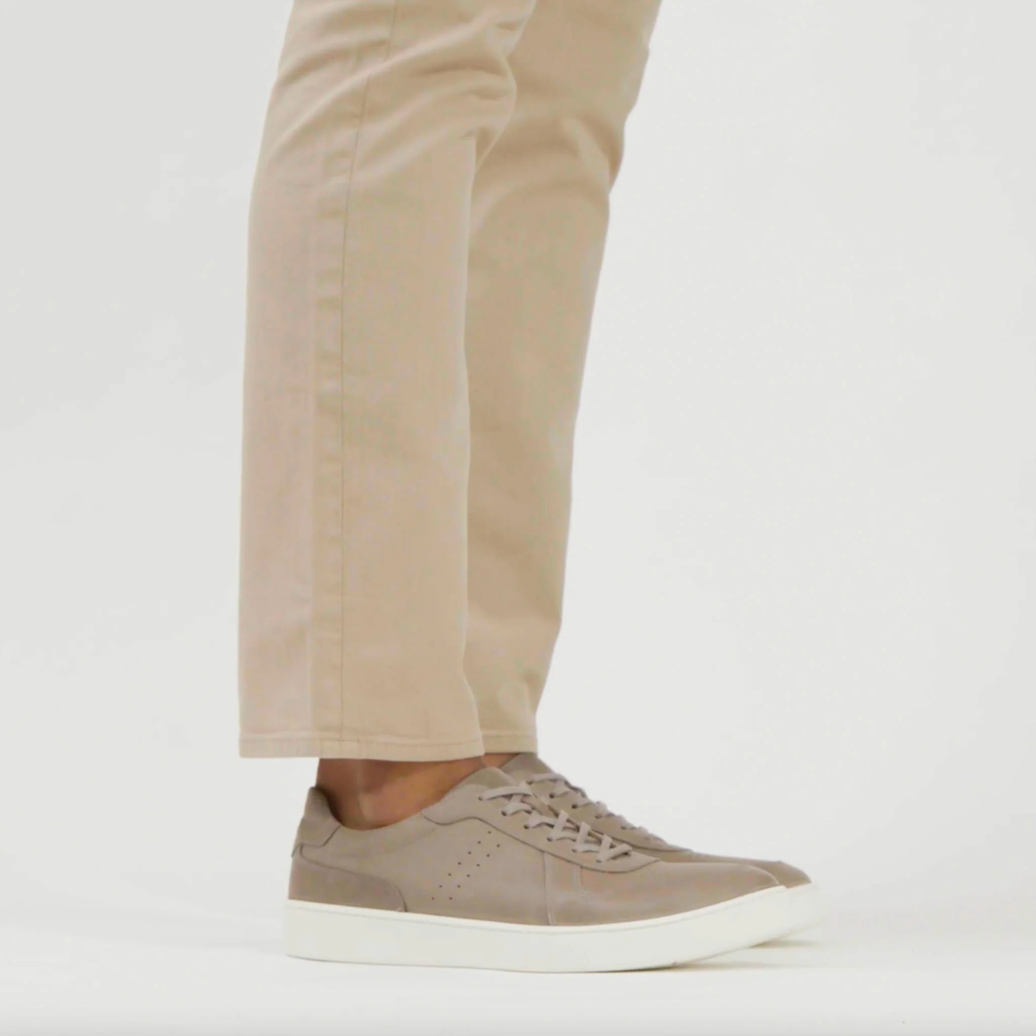 Men's Beto Go-To Court Sneaker Grey - Image 11