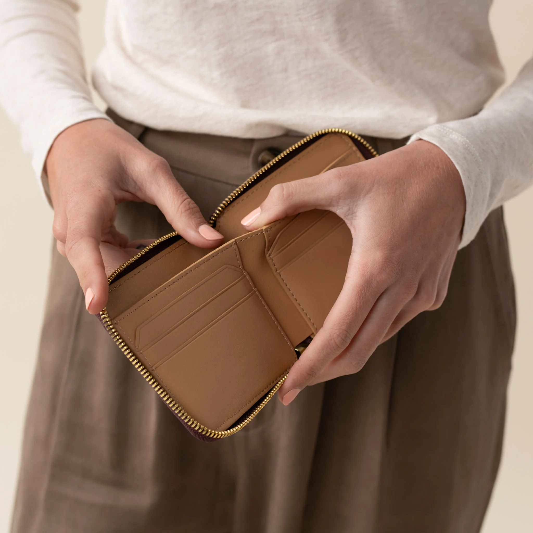Remi Zip Wallet Caramel - Image 7